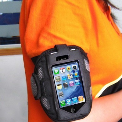 Blackberry Armband on Armband Handytasche F  R Ihr I Phone Beim Sport Oder Unterwegs